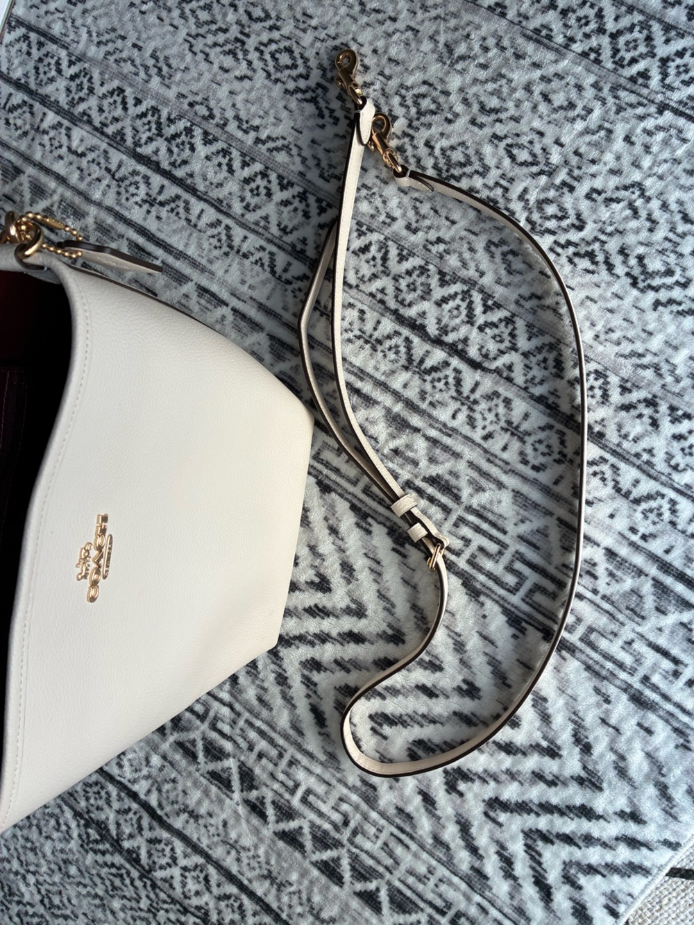 Coach Cream Leather Tote with Gold Logo - Picture 10 of 12